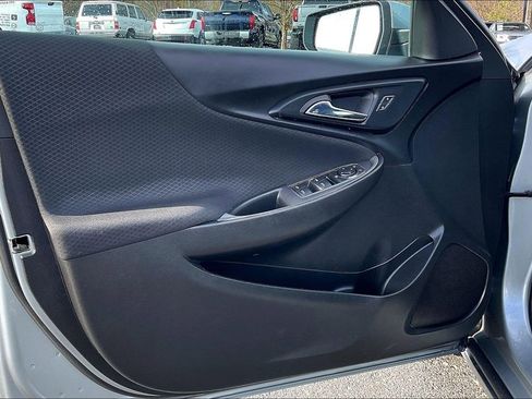 Used 2024 Chevrolet Malibu LT image 22