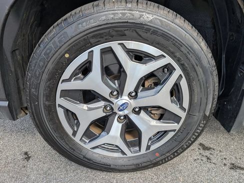 Used 2023 Subaru Forester Premium AWD/4WD image 12