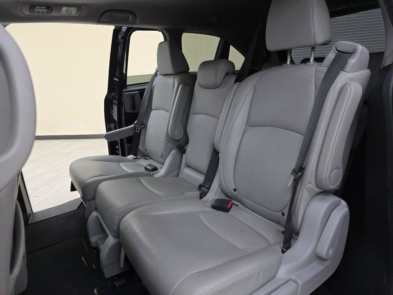 Used 2018 Honda Odyssey Elite image 25