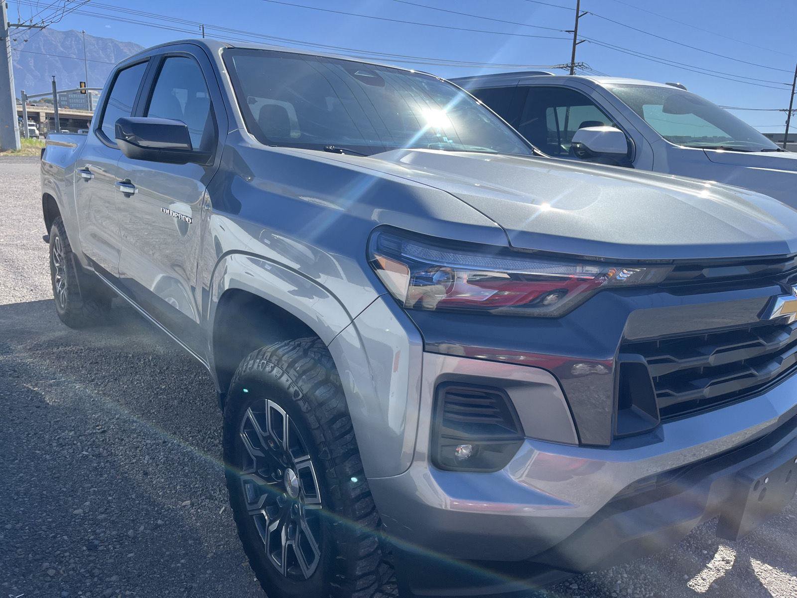 Used 2024 Chevrolet Colorado LT w/ LT Convenience Package III AWD/4WD image 3