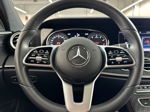 Used 2019 Mercedes-Benz E 300 image 28