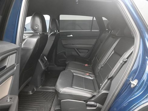 Used 2023 Volkswagen Atlas Cross Sport SE AWD/4WD image 25