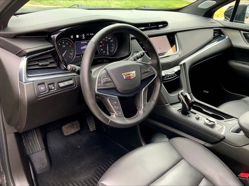 Used 2025 Cadillac XT5 Premium Luxury w/ Technology Package AWD/4WD image 15