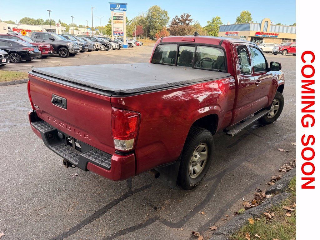 Used 2017 Toyota Tacoma SR w/ SR Convenience Package AWD/4WD image 9