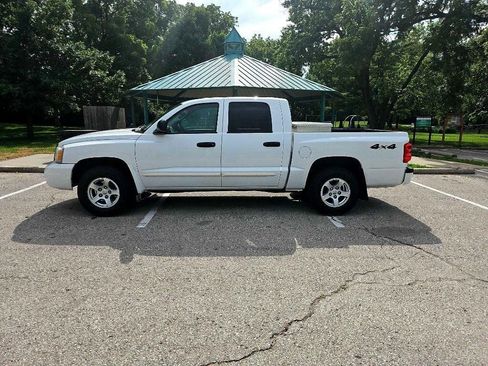 Used 2005 Dodge Dakota SLT w/ Trailer Tow Group image 8