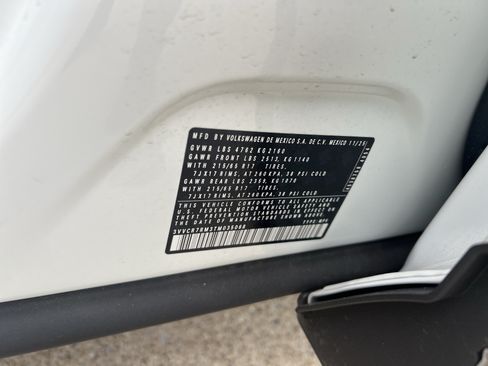 Certified 2026 Volkswagen Tiguan S FWD image 29