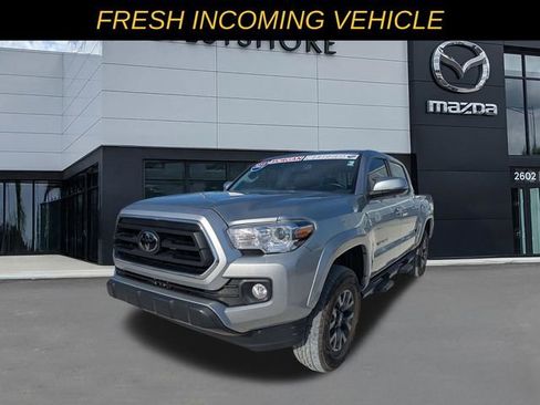 Used 2023 Toyota Tacoma SR5 w/ Technology Package RWD image 7