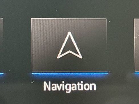 Used 2023 Volkswagen Atlas Cross Sport SE image 14