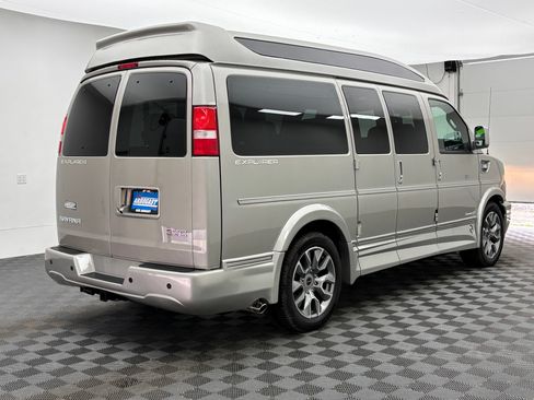 New 2026 GMC Savana 2500 w/ Driver Convenience Package RWD image 8