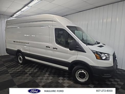 Used 2025 Ford Transit 250 148 High Roof Extended w/ Load Area Protection Package RWD image 9