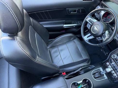 Used 2019 Ford Mustang Premium RWD image 40