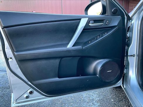 Used 2013 MAZDA MAZDA3 i Grand Touring image 21