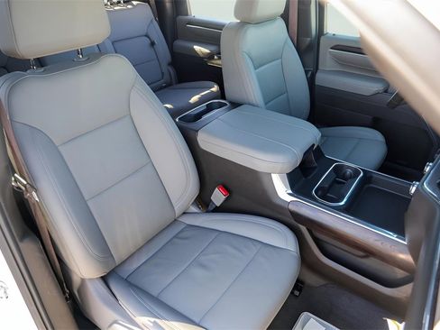 Used 2025 GMC Sierra 3500 SLT w/ Texas SLT Premium Package image 34