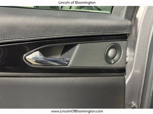 Certified 2022 Lincoln Nautilus Reserve w/ Equipment Group 201A image 52