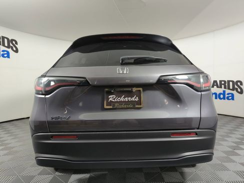 New 2026 Honda HR-V LX image 4