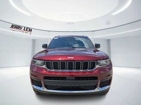 New 2026 Jeep Grand Cherokee L 2WD image 8