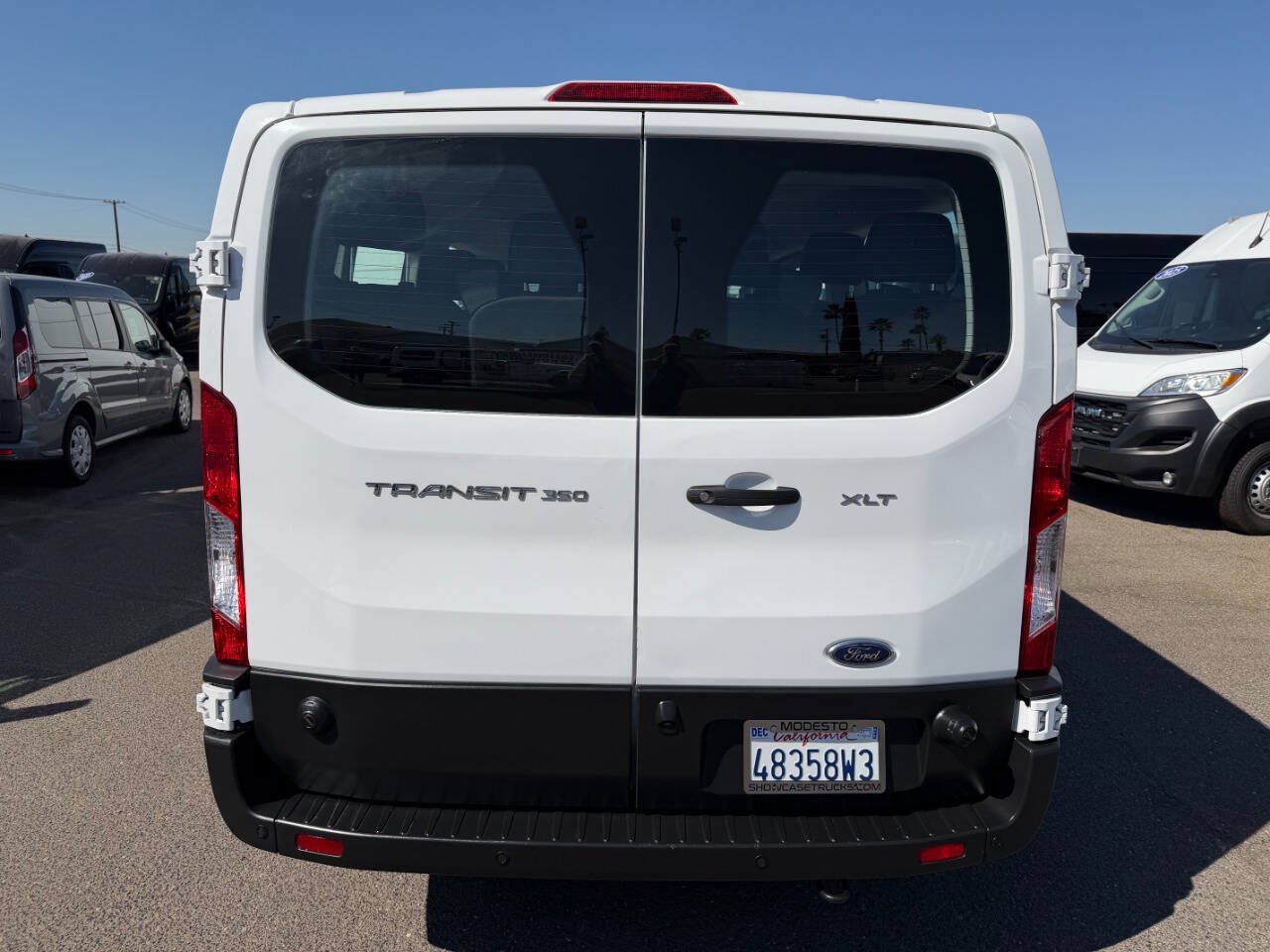 Used 2024 Ford Transit 350 XLT RWD image 8