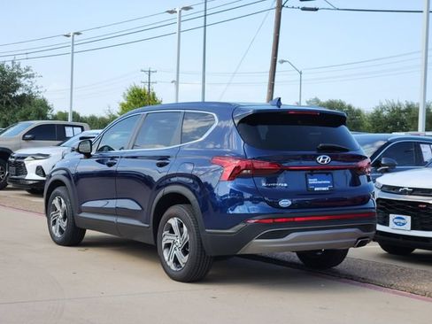 Certified 2023 Hyundai Santa Fe SE FWD image 4