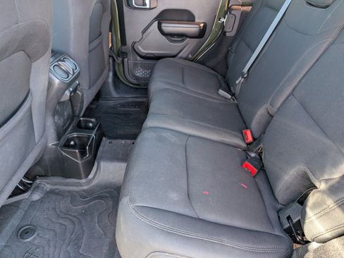 Used 2021 Jeep Wrangler Unlimited Willys image 13