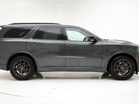 Used 2025 Dodge Durango R/T AWD/4WD image 3