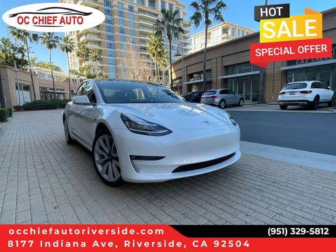 Used 2020 Tesla Model 3 Standard Range Plus image 1