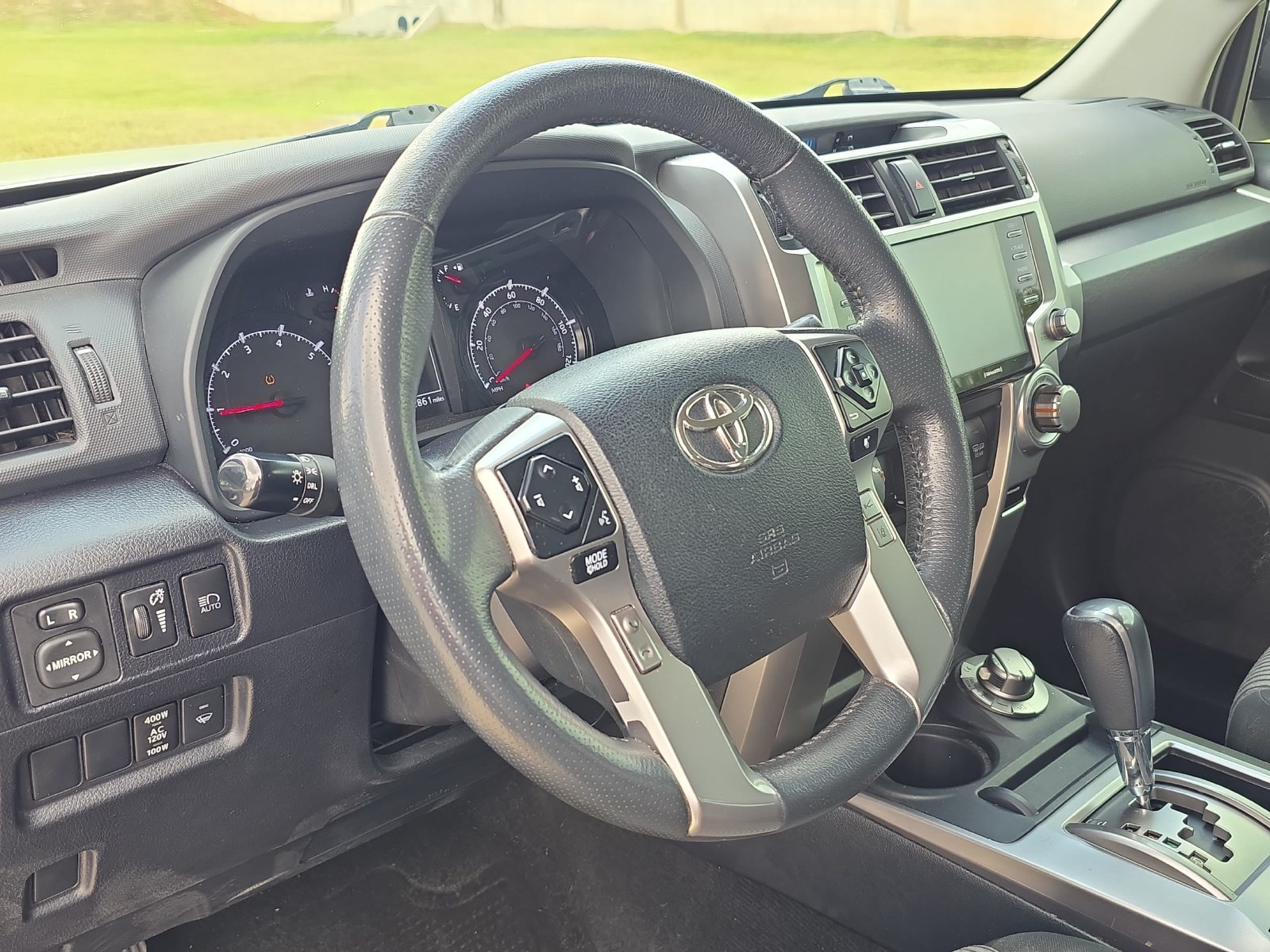Used 2023 Toyota 4Runner SR5 AWD/4WD image 13