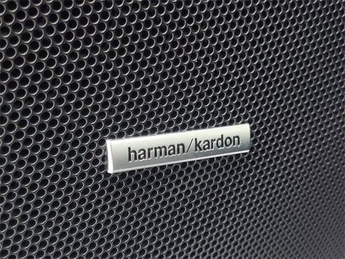 Used 2024 Subaru Forester Touring w/ Pop Package 2 image 15