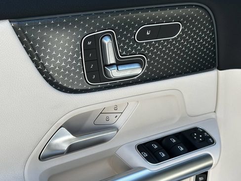 Certified 2026 Mercedes-Benz GLA 250 4MATIC w/ Midnight Edition image 12