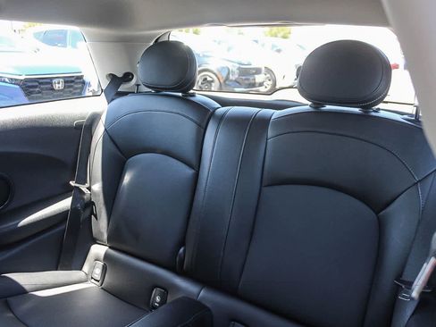 Used 2017 MINI Cooper 2-Door Hardtop FWD image 21