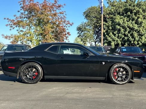 Used 2015 Dodge Challenger SRT Hellcat image 8
