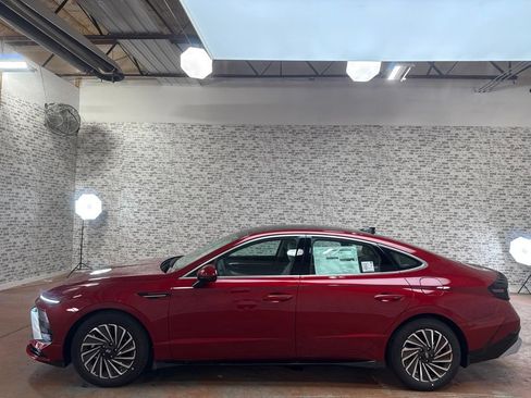 New 2026 Hyundai Sonata SEL FWD image 4