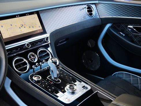 Used 2024 Bentley Continental GT Speed image 18