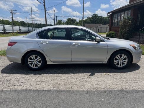 Used 2009 Honda Accord LX-P image 17