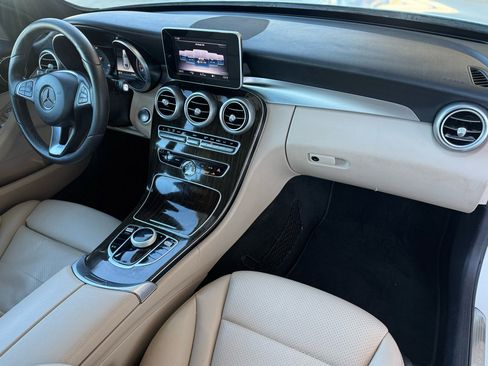 Used 2018 Mercedes-Benz C 300 Sedan image 19