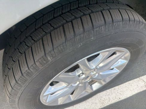 Used 2017 Ford Expedition Limited w/ Equipment Group 301A image 11