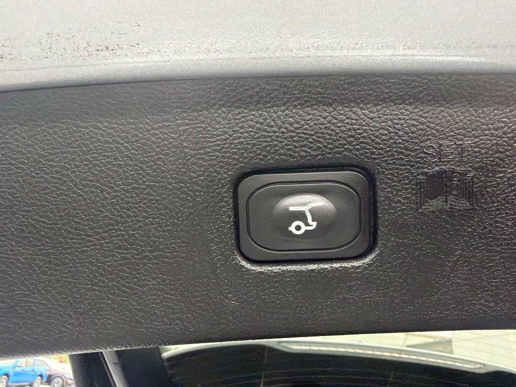 Used 2024 Ford Edge Titanium AWD/4WD image 15