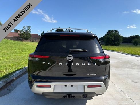 Certified 2025 Nissan Pathfinder Platinum w/ Cargo Package FWD image 6