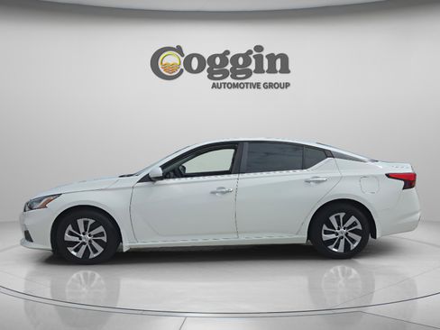 Used 2020 Nissan Altima 2.5 S image 2