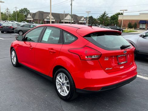Used 2015 Ford Focus SE FWD image 4