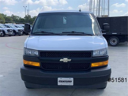 Used 2020 Chevrolet Express 2500 image 13