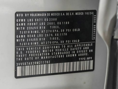 Used 2024 Volkswagen Tiguan Wolfsburg Edition image 49