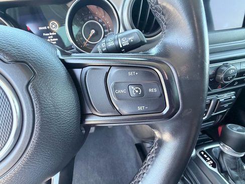 Used 2020 Jeep Wrangler Sport AWD/4WD image 15