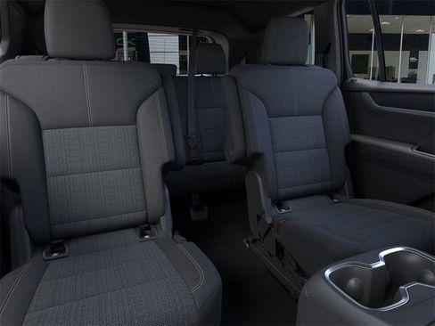 New 2026 GMC Acadia Elevation image 17