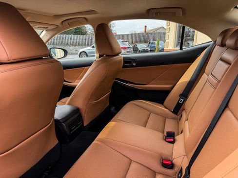 Used 2016 Lexus IS 200t image 6
