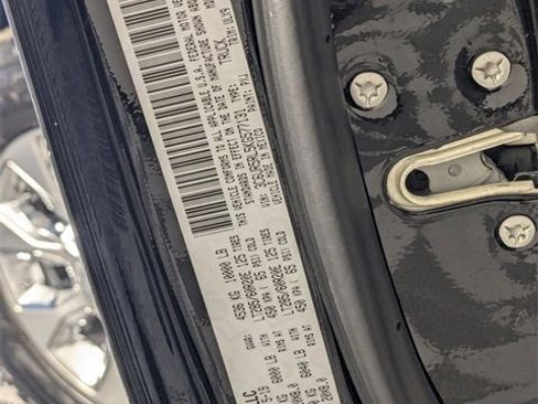 Used 2019 RAM 2500 Limited image 39