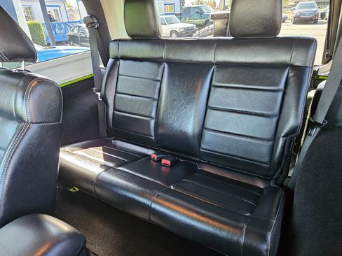 Used 2012 Jeep Wrangler Sahara w/ Connectivity Group AWD/4WD image 13
