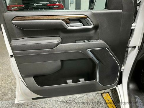 Used 2025 GMC Sierra 1500 Elevation image 14