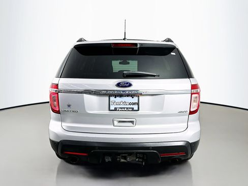 Used 2014 Ford Explorer Limited w/ Equipment Group 302A AWD/4WD image 6