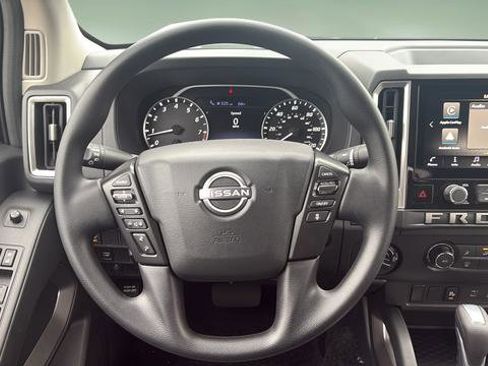 New 2026 Nissan Frontier SV AWD/4WD image 9