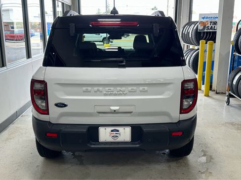 Used 2025 Ford Bronco Sport Outer Banks w/ Outer Banks Tech Package+ AWD/4WD image 8